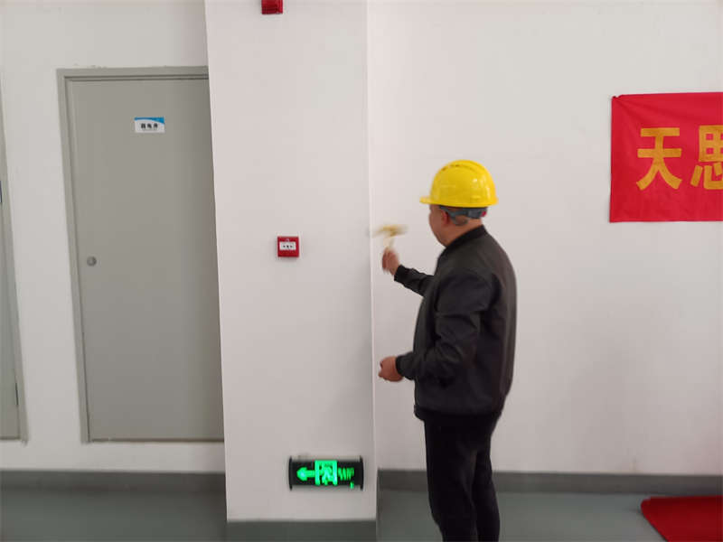 <a href=http://www.airpubcafe.com/gccf/ target=_blank class=infotextkey>合肥廠房裝修</a>