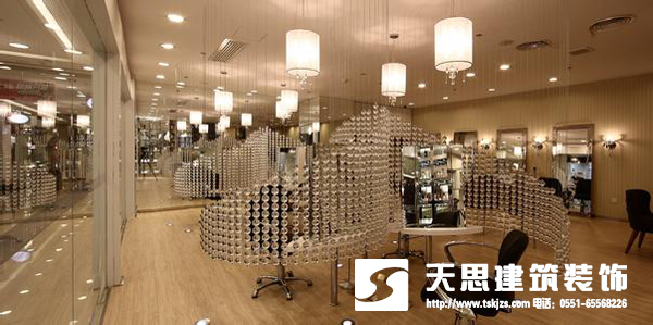 自信心爆棚的時(shí)尚發(fā)型從理發(fā)店裝修開(kāi)始