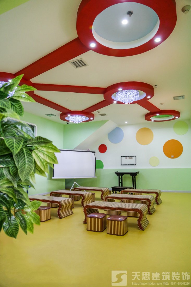 <a href=http://www.airpubcafe.com/youeryuan/ target=_blank class=infotextkey>合肥幼兒園裝修</a>中那些你不知道的墻裙種類(lèi)